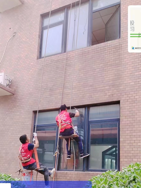 清新承接各类窗户玻璃维修